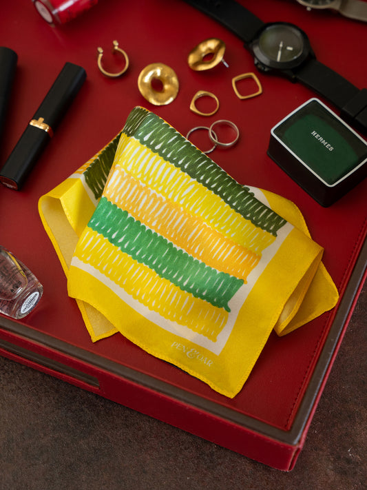 L Pocket Square