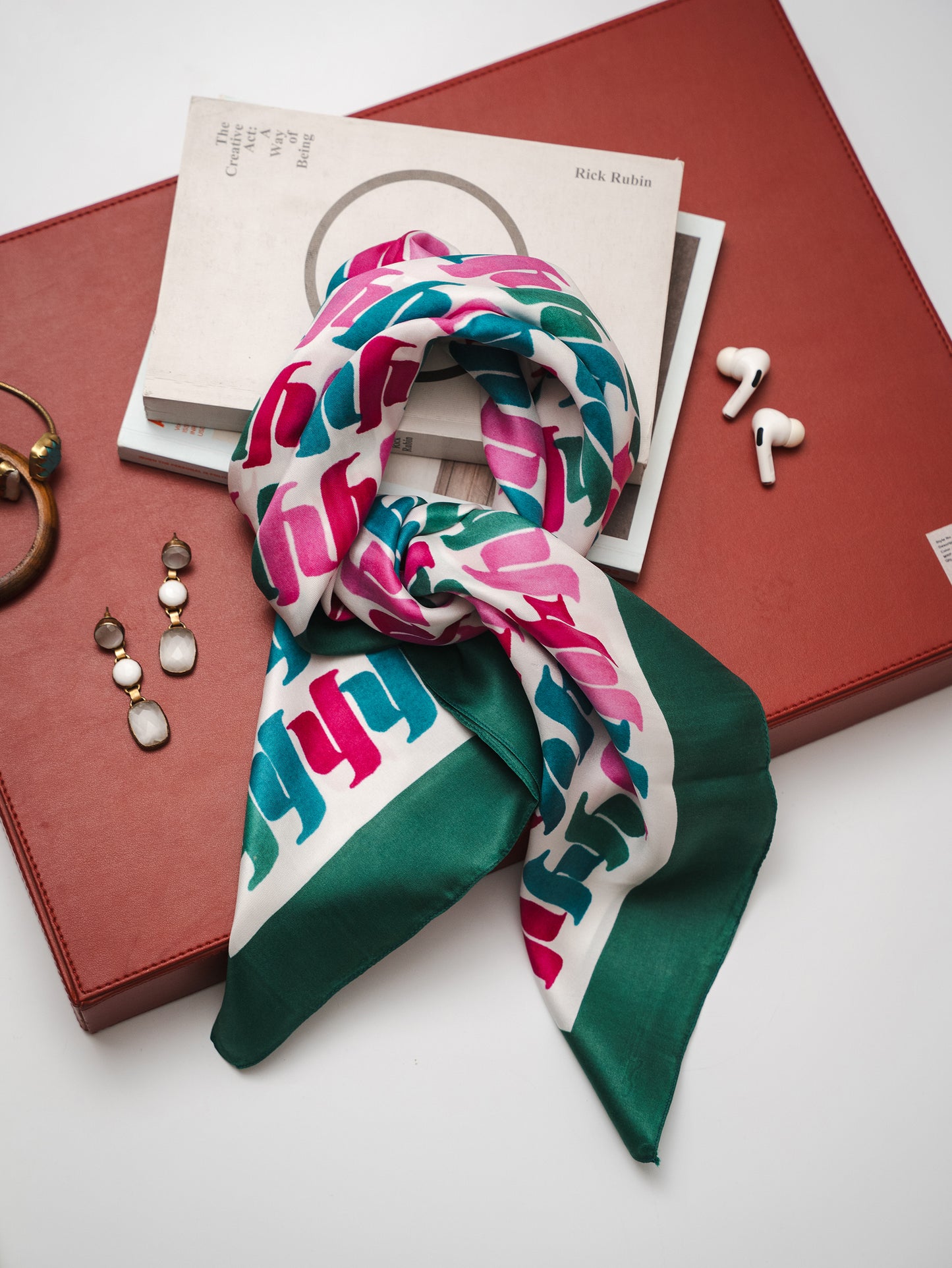 Y Scarf