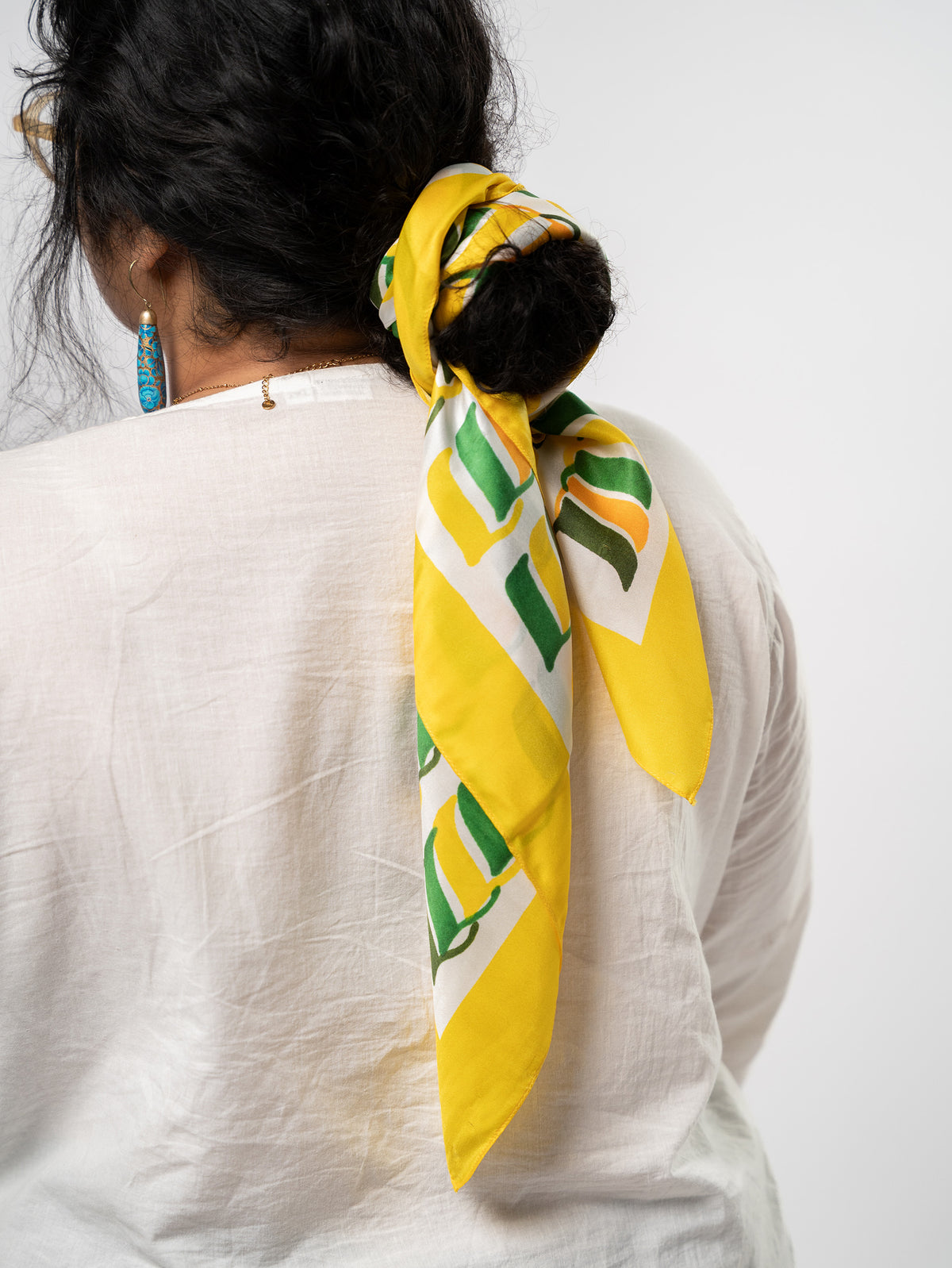 L Scarf